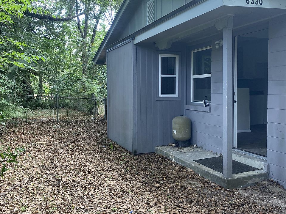 1st image of 6330 Fabian Dr #1