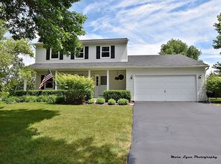 1878 Chandler Ave, St Charles, IL 60174