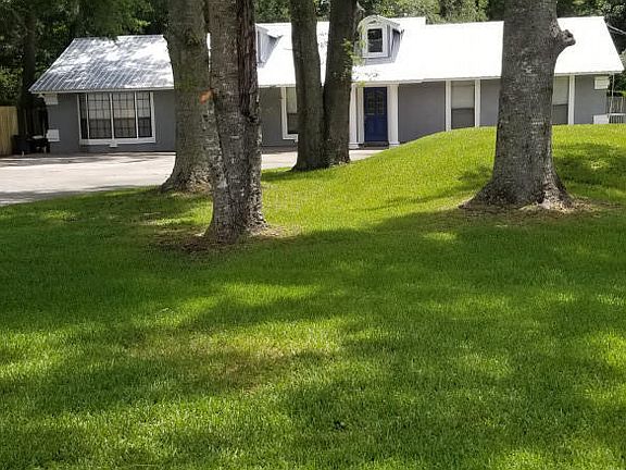 3rd image of 1179 Pangola Dr