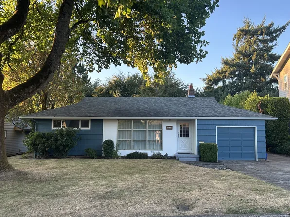 4739 SW Illinois St, Portland, OR 97221