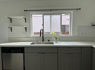 2737 S West View St, Los Angeles, CA 90016