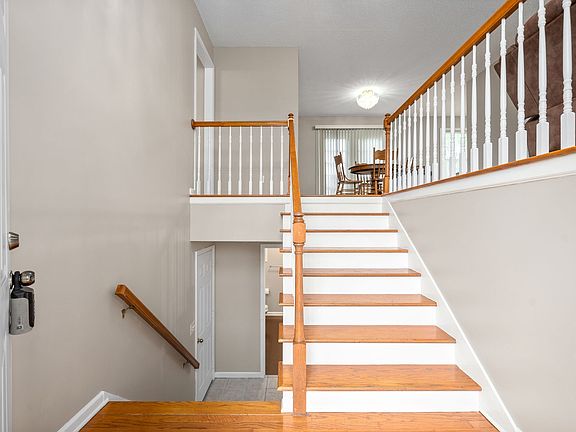 5th image of 3166 Arrow Ln