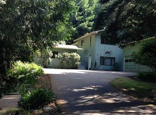 83555 Woodland Ln, Florence, OR 97439