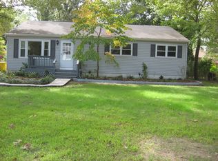 977 Highpoint Dr, Annapolis, MD 21409