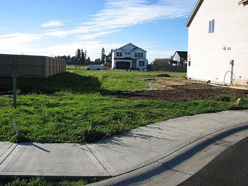 1st image of 10102 NE 144th Ct Lot 28