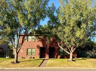 1904 Holleman Dr, College Station, TX 77840