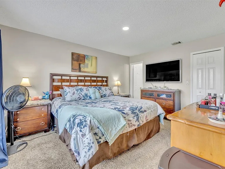 832 Valnera Ct — Photo 14
