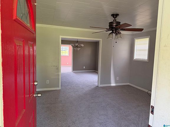 3rd image of 3223 Martin St S