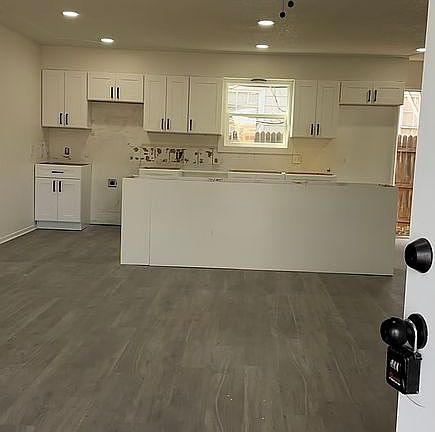 3rd image of 2504 36th St