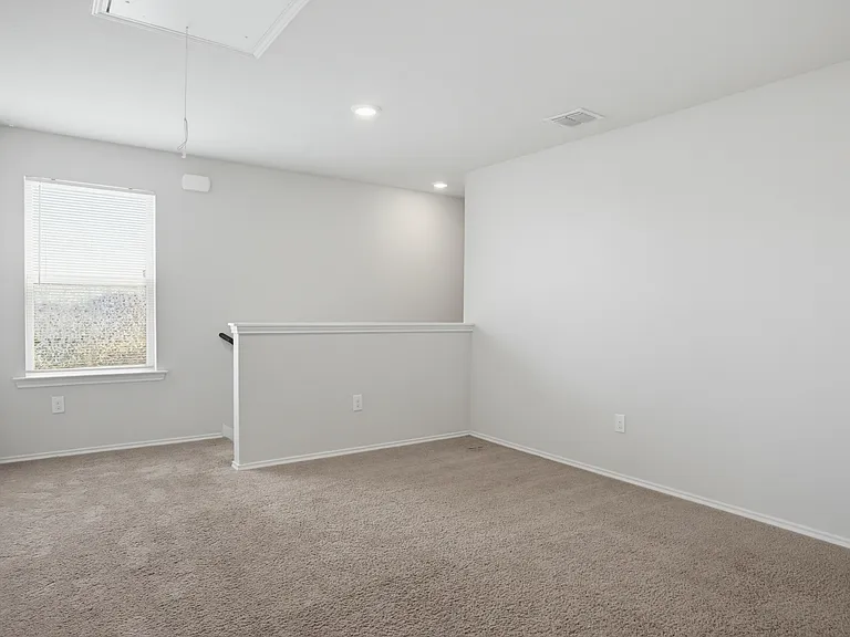 10803 Airmen Dr — Photo 14