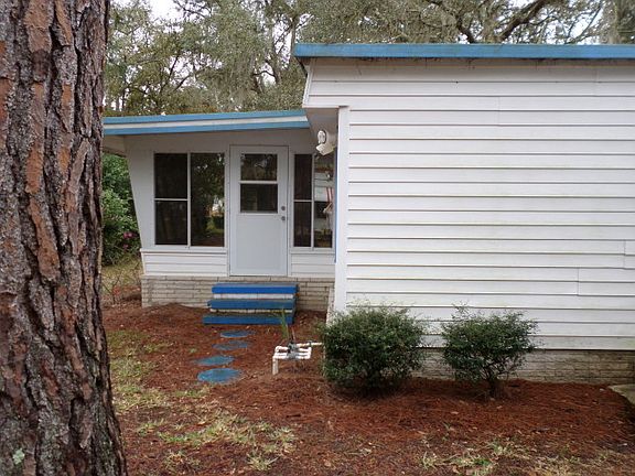 5th image of 120 Camellia Dr