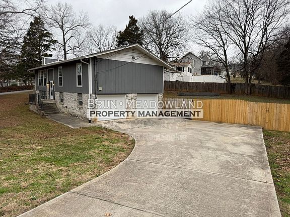 5th image of 11105 Lake Hills Dr