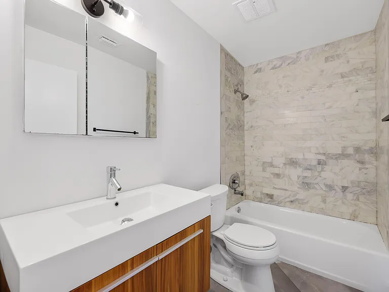 3275 Frederick Blvd #17U — Photo 18