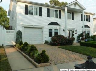 19 Bryan St, Staten Island, NY 10307