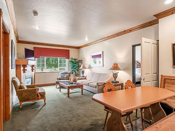 3rd image of 840 Bigler Ln #1040
