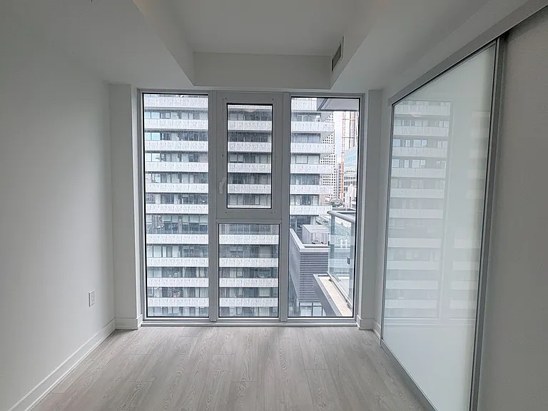 634 Church St #1403 — Photo 18