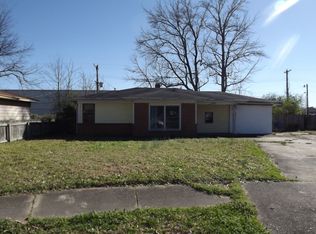 4979 Acorn Dr, Memphis, TN 38122