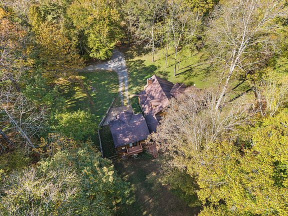 26th image of 5700 Leipers Creek Rd