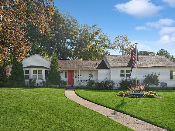 2nd image of 607 Rosedale Rd