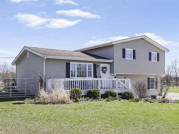 4th image of 25864 Shoemaker Rd