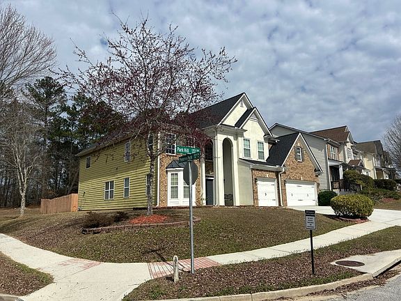 3rd image of 3458 Park Hill Cir