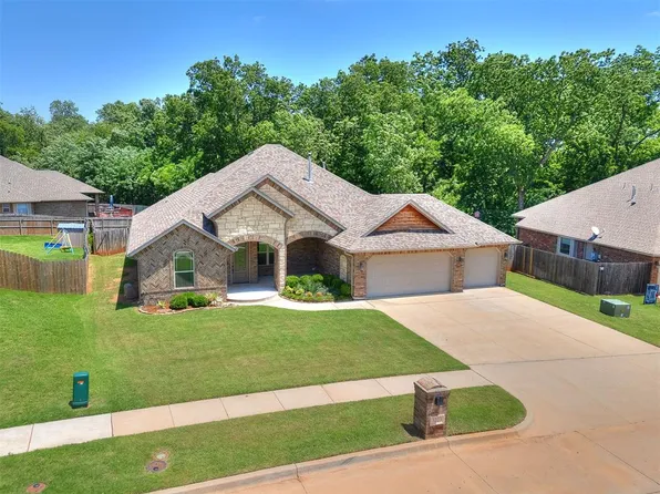 3223 Wood Valley Rd, Norman, OK 73071