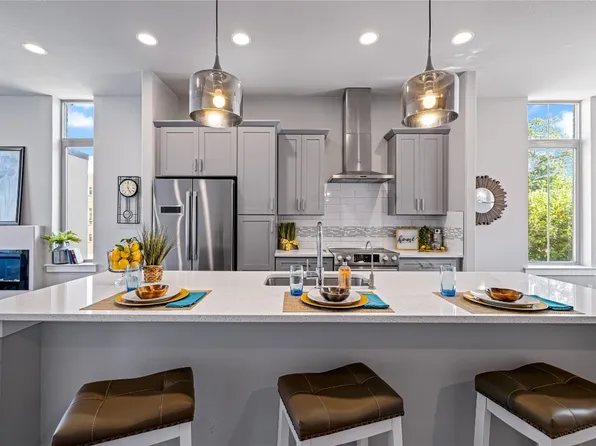 13228 Bee St, Farmers Branch, TX 75234