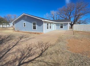 1391 Chapman St, Clovis, NM 88101