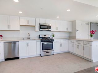 1541 S Orange Grove Ave APT 201, Los Angeles, CA 90019