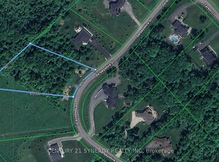 124 Derbeyshire St, Ottawa, ON K2W0E7