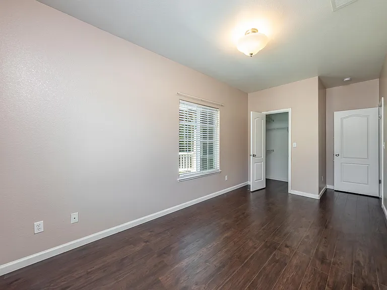 5857 W Millbrae Ave — Photo 19
