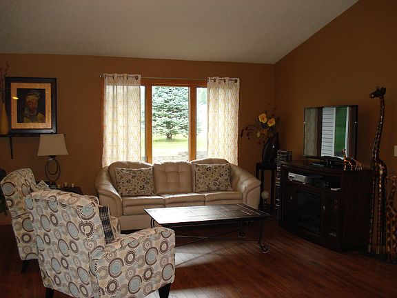 2nd image of 23576 Dero Dr