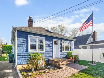 30 S Bay Road, Amityville, NY, 11701