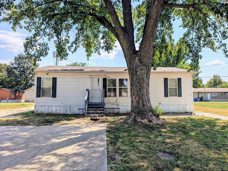 1st image of 204 Mockingbird Rd