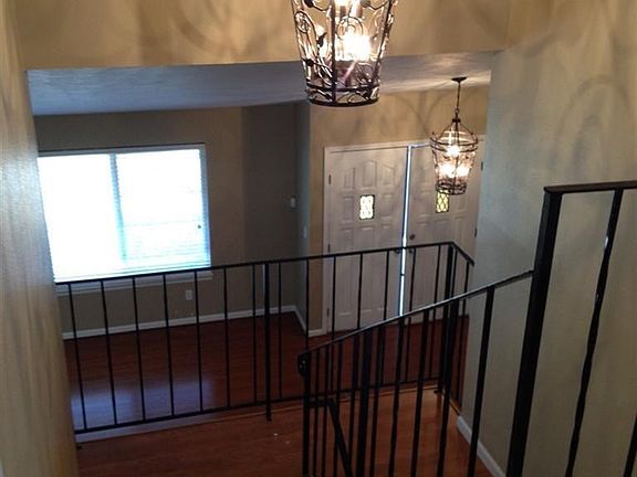 5th image of 9819 Hickock Dr