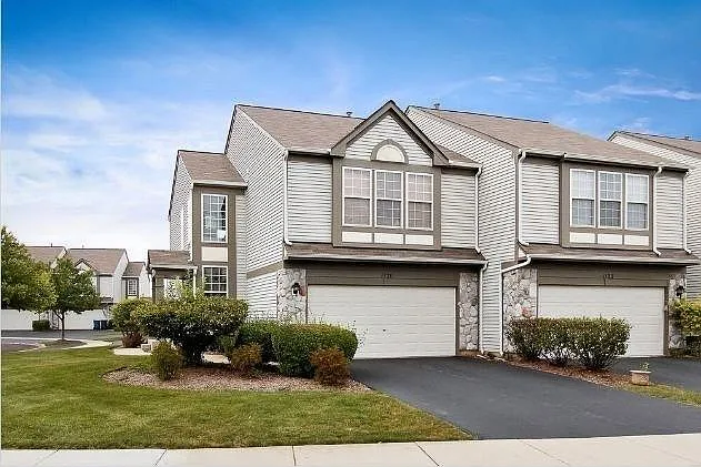 1120 Bromley Ct — Photo 17