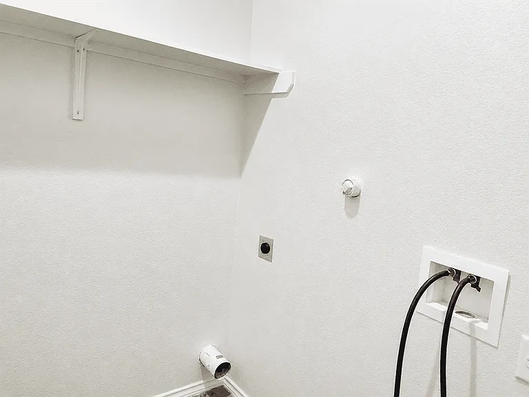 343 Emma Dr #343 — Photo 14