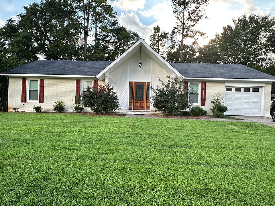 1st image of 4311 Roswell Dr