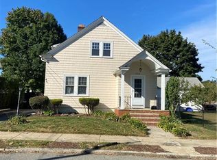 434 Sharon St, Providence, RI 02908