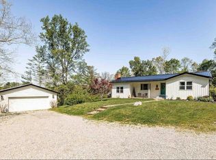 62681 McVey Rd, Creola, OH 45622