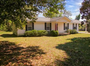110 Wilder St NE, Pelham, GA 31779