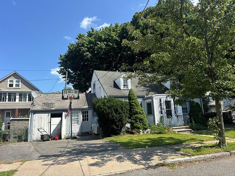 1st image of 65 Sydney St