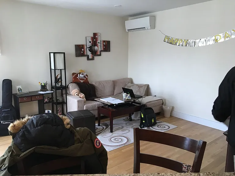877 Beacon St #7 — Photo 11