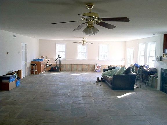 5th image of 375 Antler Pond Dr
