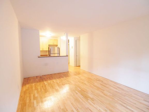 3rd image of 241 E 86th St APT 3E