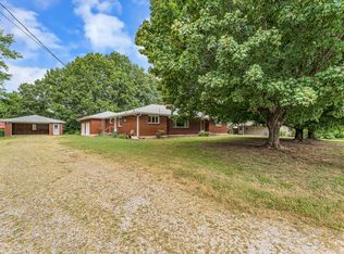 520 S Pine St, Billings, MO 65610