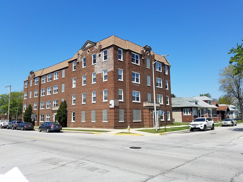 1st image of 572 Forsythe Ave APT 3