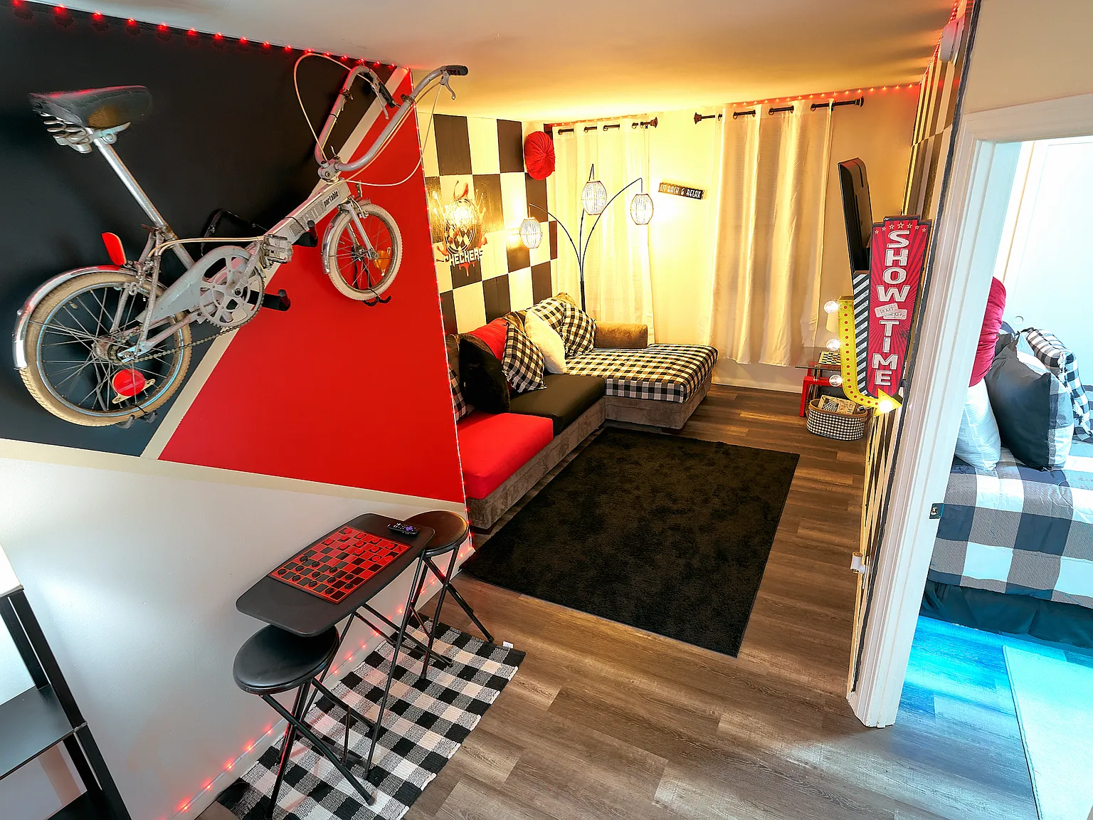 1 bed, 700 sqft, $2,000 — Photo 3
