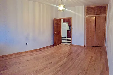 Rented by Apple Exclusive Realty Inc