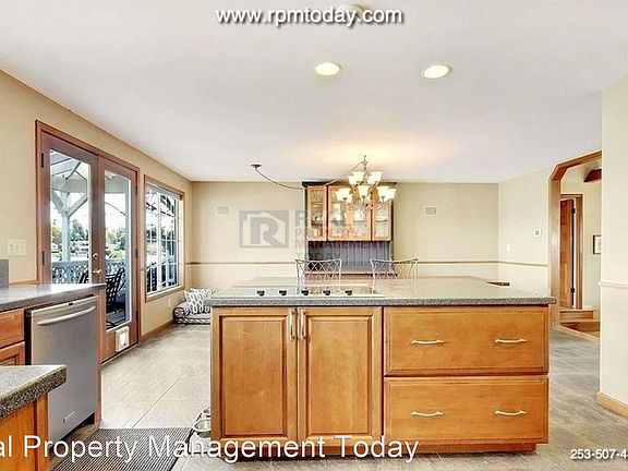 4th image of 2619 200th Ave NW